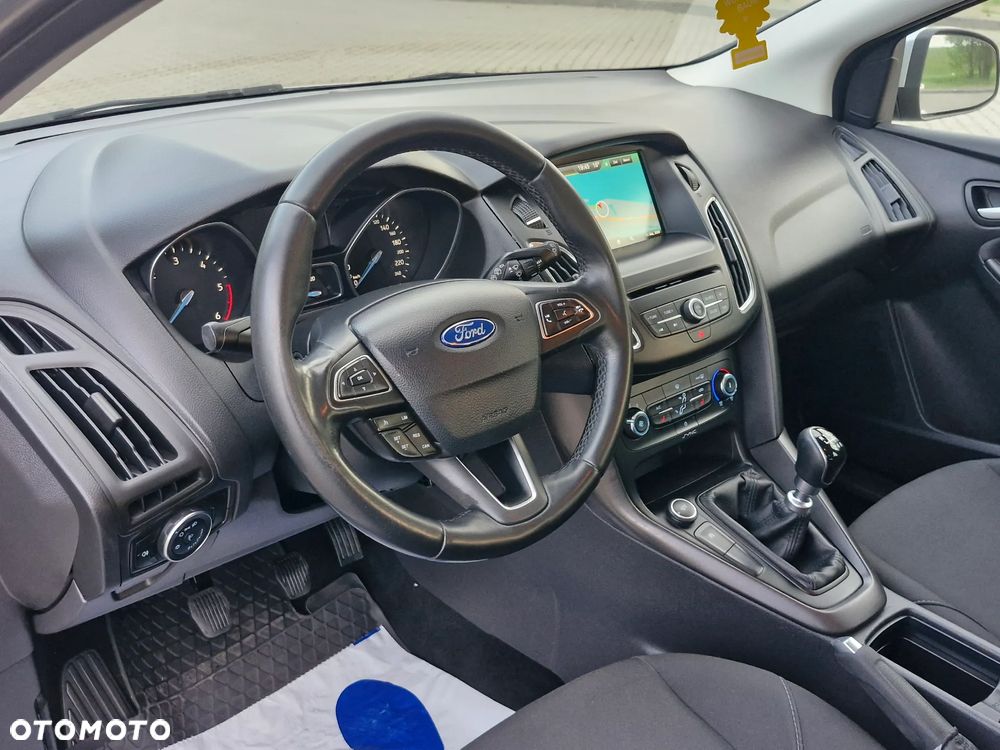 Ford Focus 1.5 TDCi SYNC Edition ASS - 17