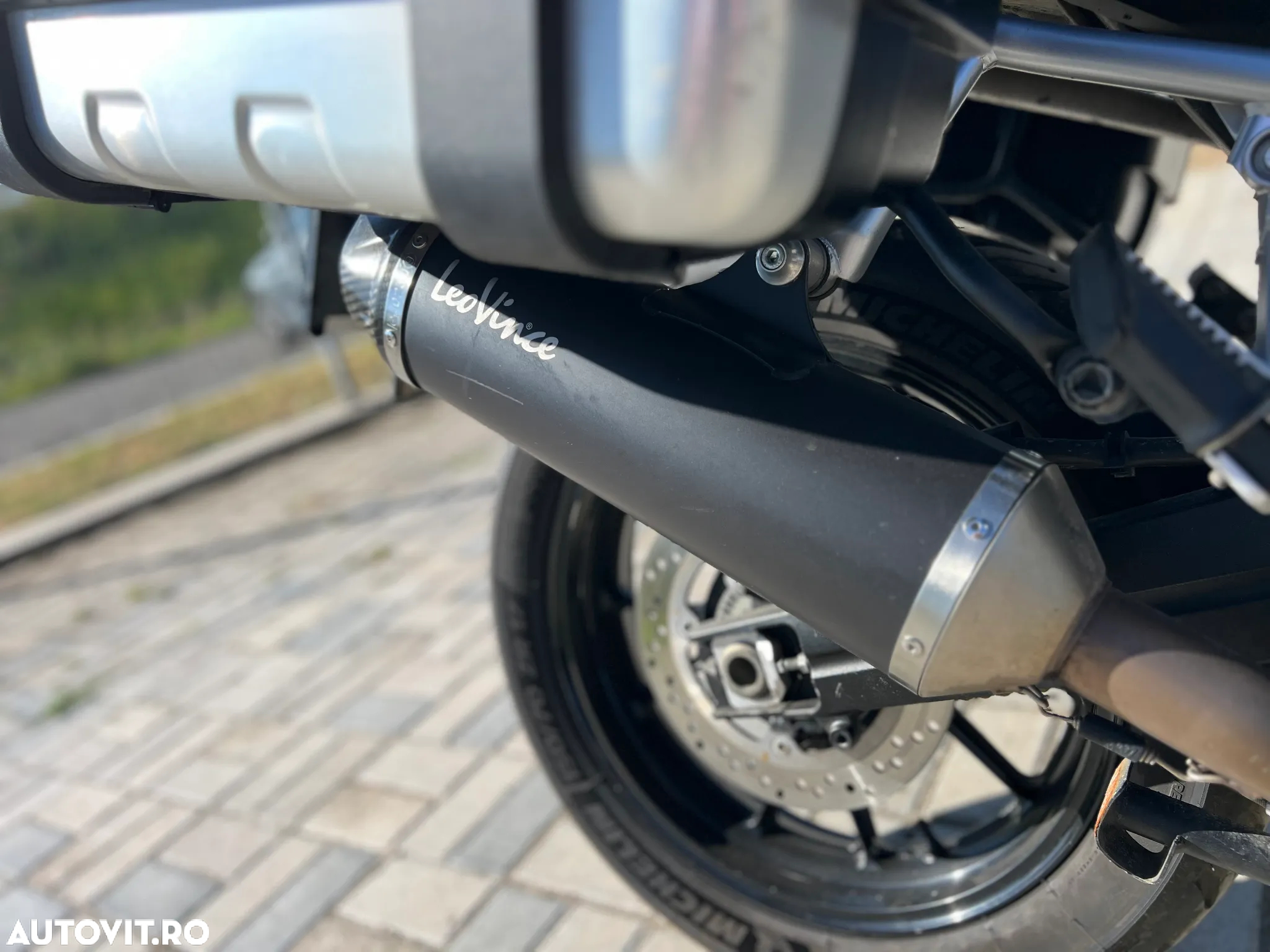 Suzuki DL 1000 V-Strom - 7