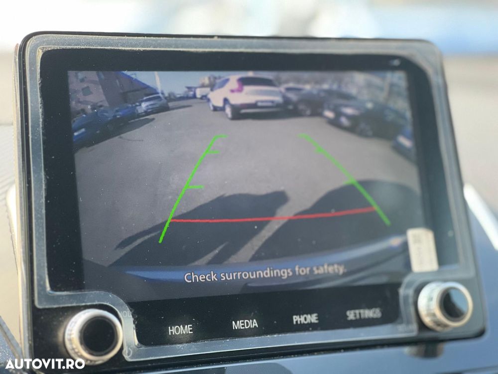 Mitsubishi Eclipse-Cross - 29