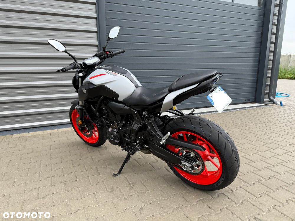Yamaha MT - 6