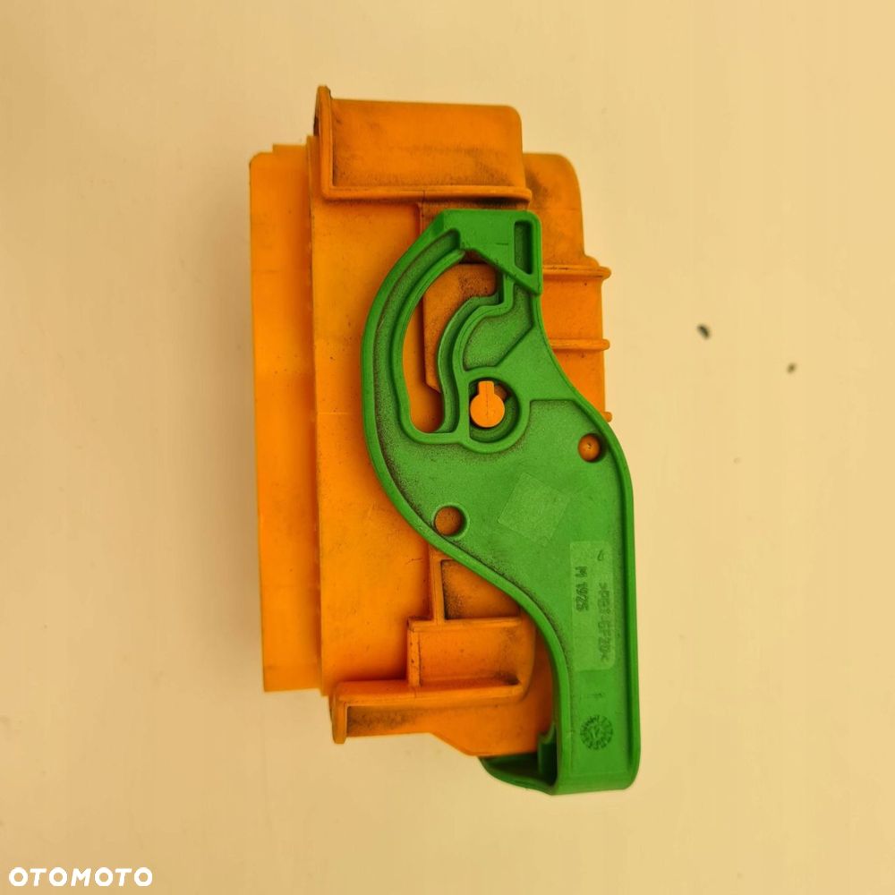 renault zoe bezpiecznik baterii - 3