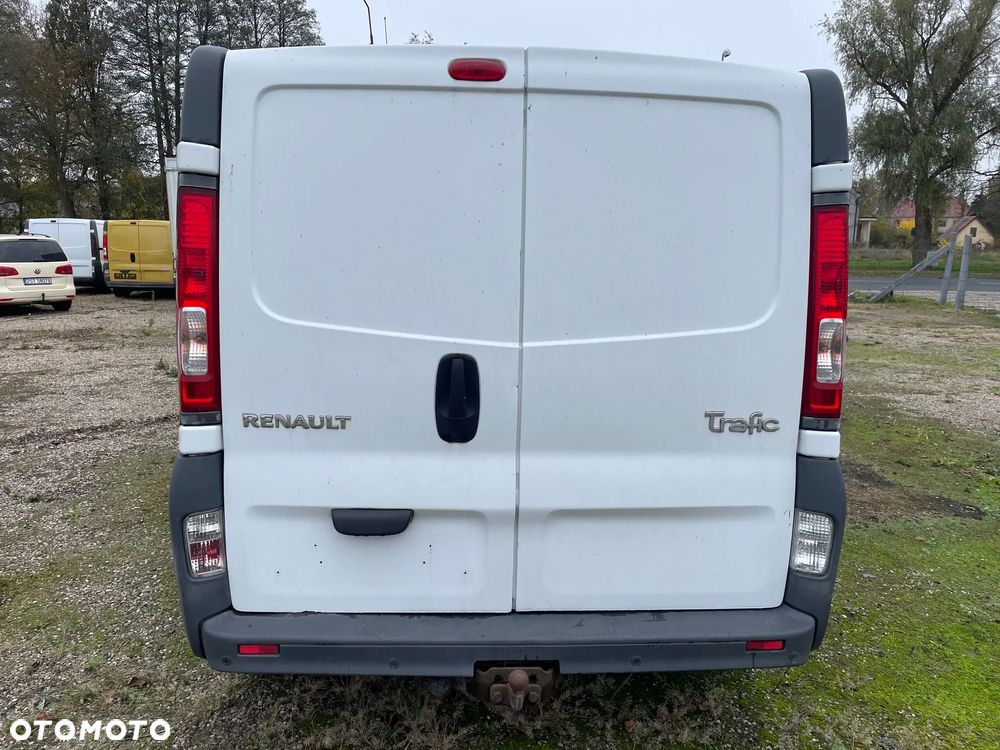 Renault trafic - 3