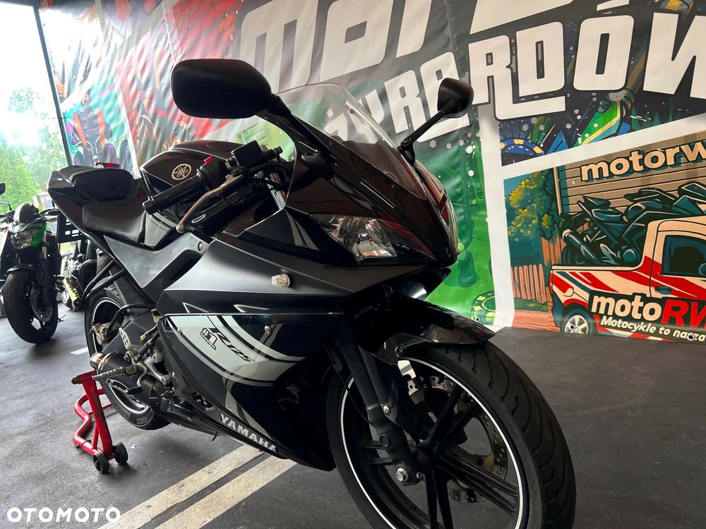 Yamaha YZF - 6