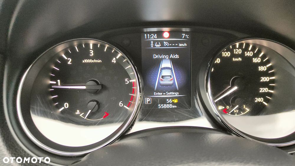 Nissan Qashqai 1.6 dCi Xtronic TEKNA+ - 37