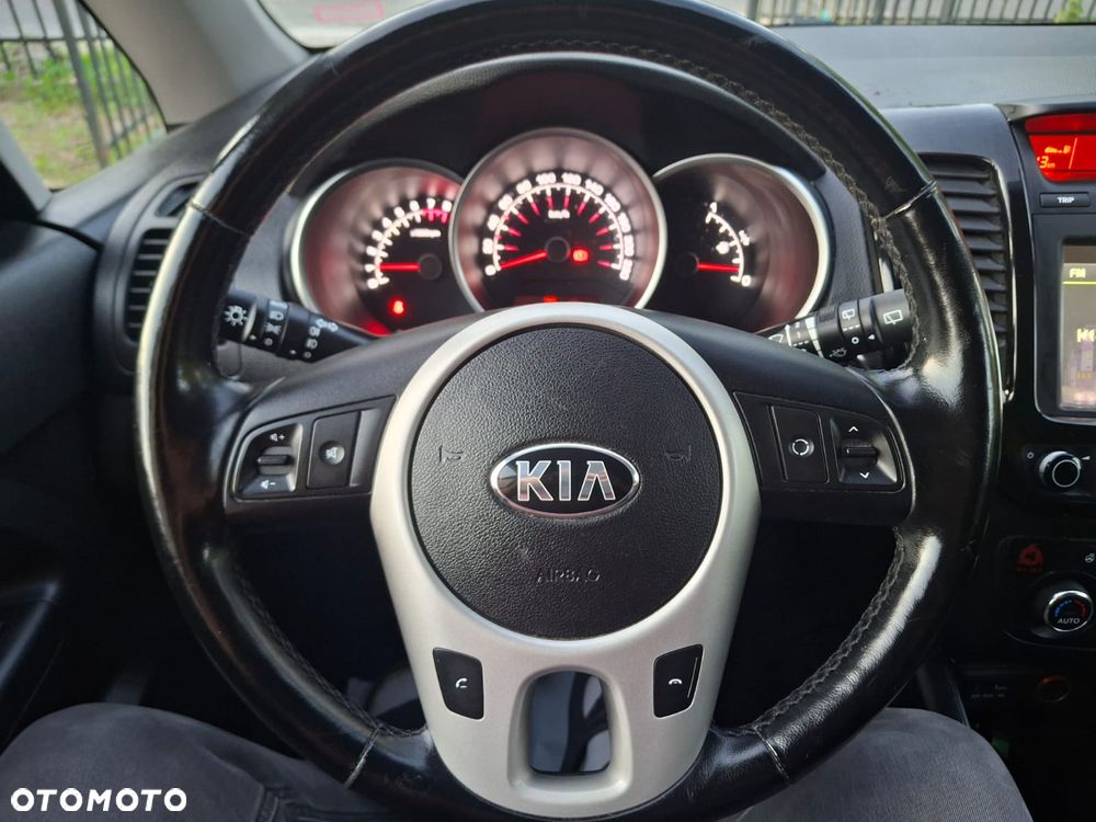 Kia Venga 1.6 Business Line - 10