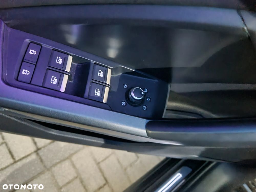 Audi Q3 45 TFSI Quattro S-Line S tronic - 18
