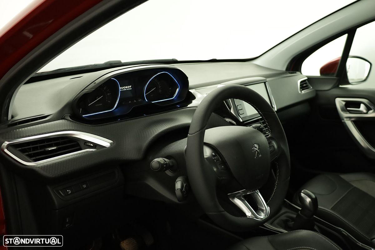 Peugeot 2008 1.2 PureTech Allure - 7