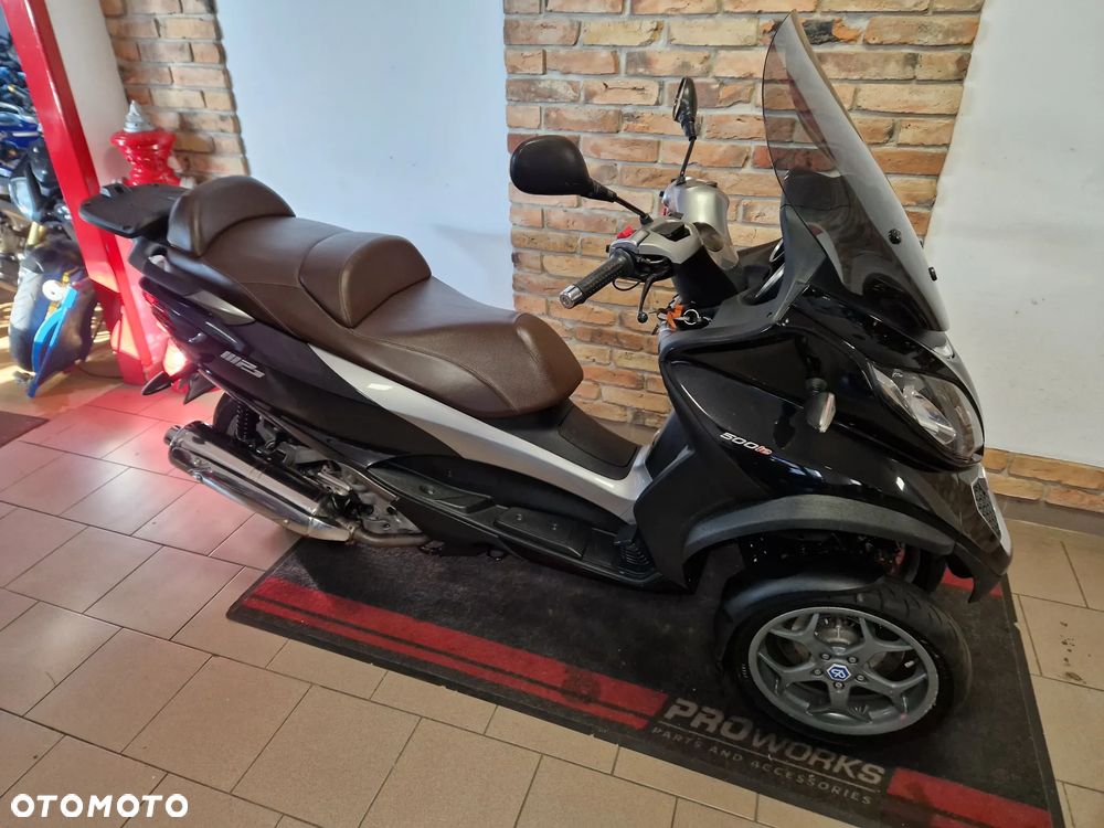 Piaggio MP-3 - 38