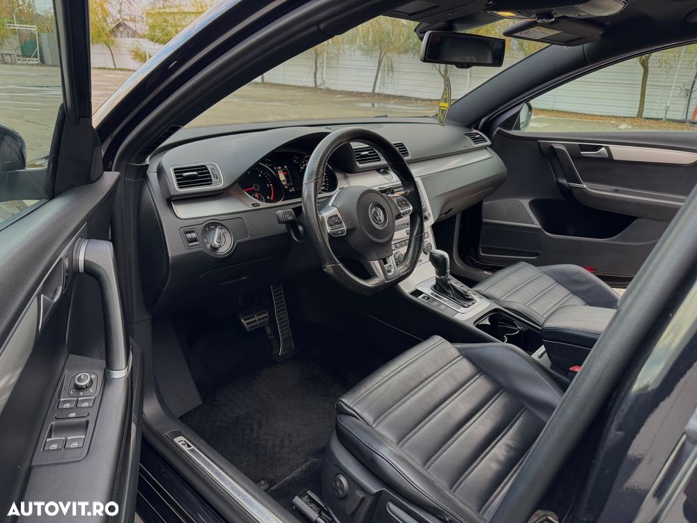 Volkswagen Passat Variant 2.0 TDI DSG BlueMotion Technology R-Line - 16