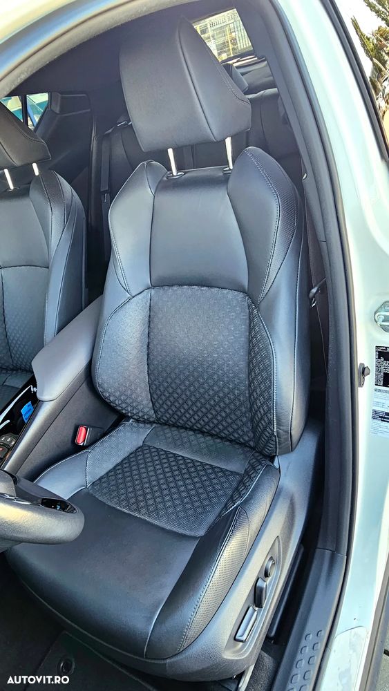 Toyota C-HR 2.0 Hybrid Lounge Premiere - 10