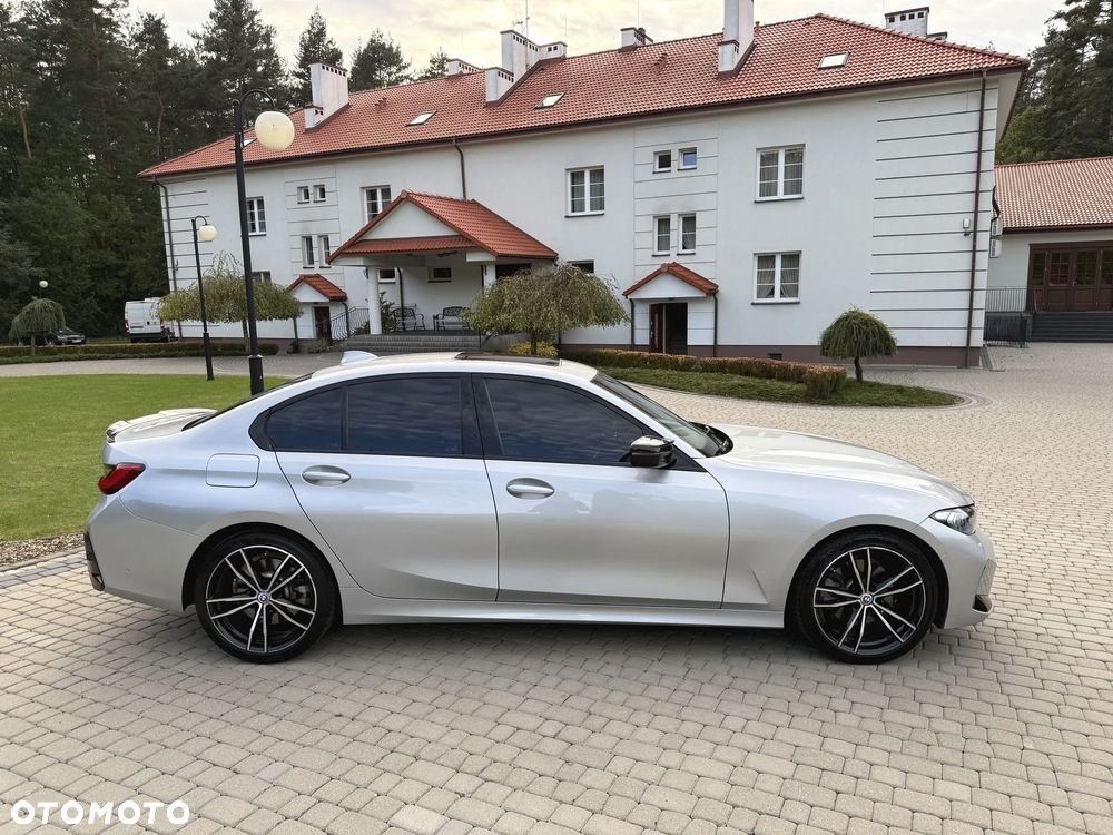 BMW Seria 3 330i Sport - 5
