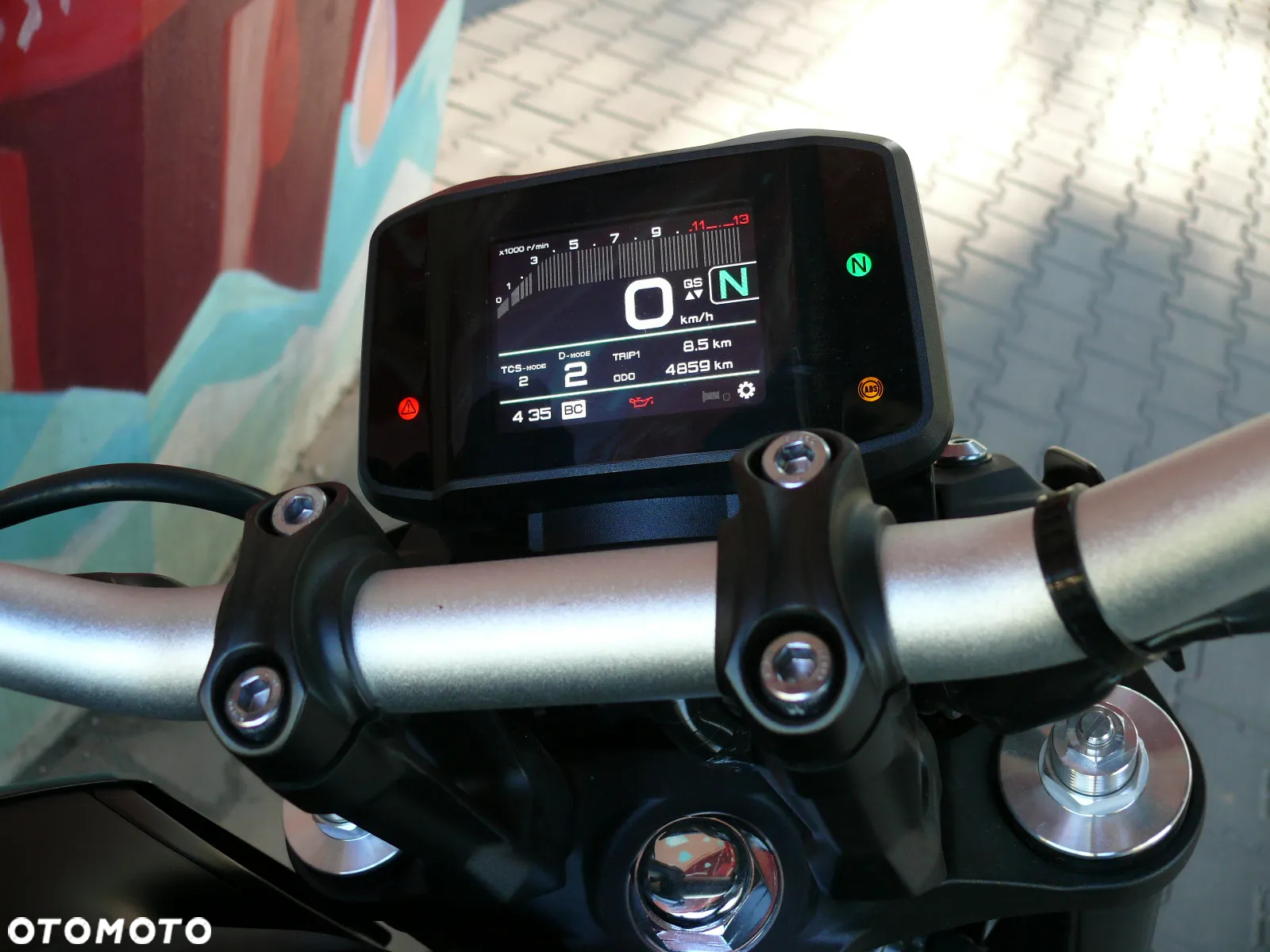 Yamaha MT - 7