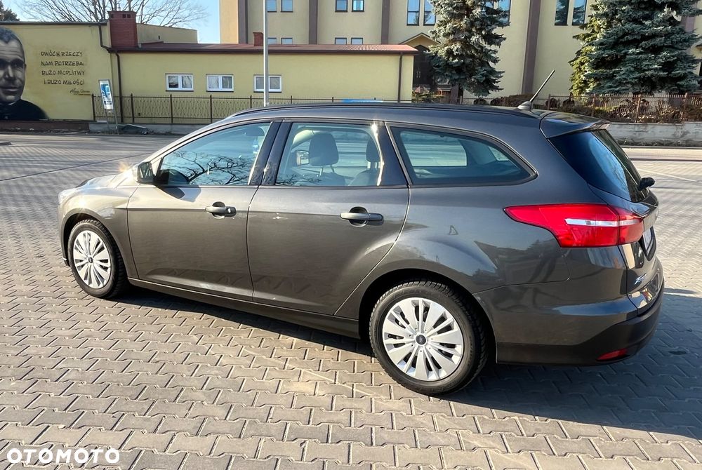 Ford Focus 1.5 TDCi Titanium - 4