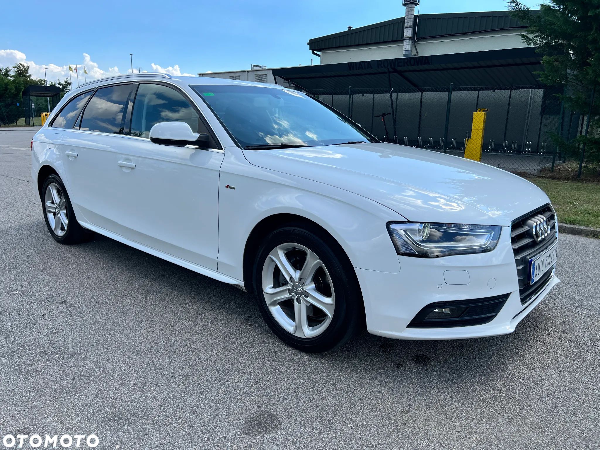 Audi A4 - 1