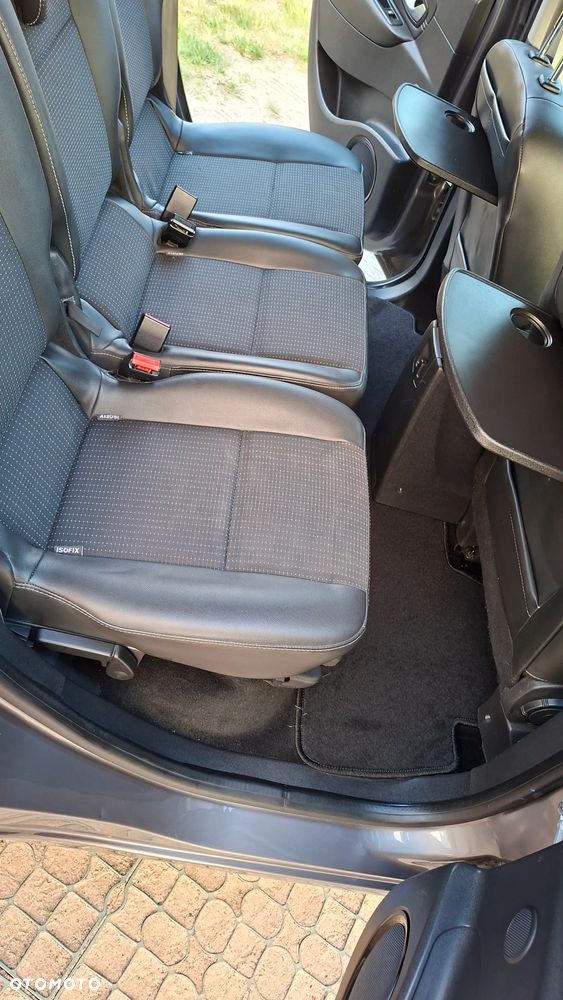 Renault Scenic 1.4 16V TCE Bose Edition - 19