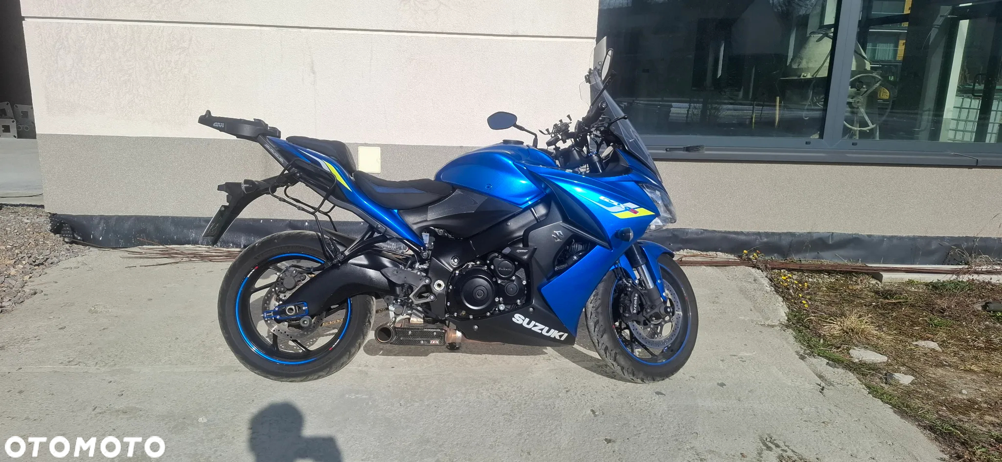 Suzuki GSX 1000 - 4