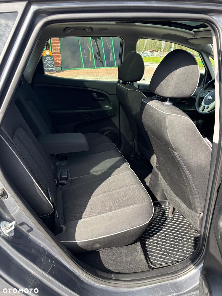 Kia Venga 1.4 L - 10