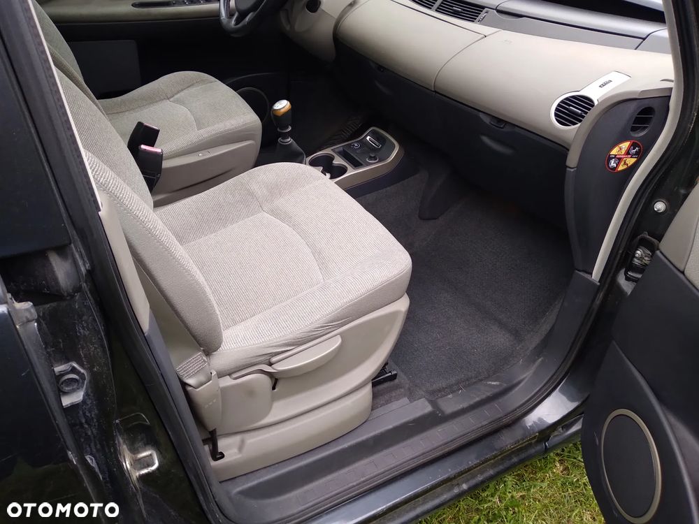 Renault Grand Espace - 12