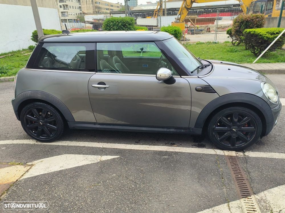 MINI 3 Portas One D - 3