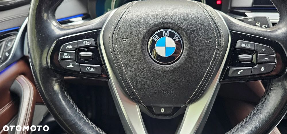 BMW Seria 5 520d Touring Luxury Line - 28