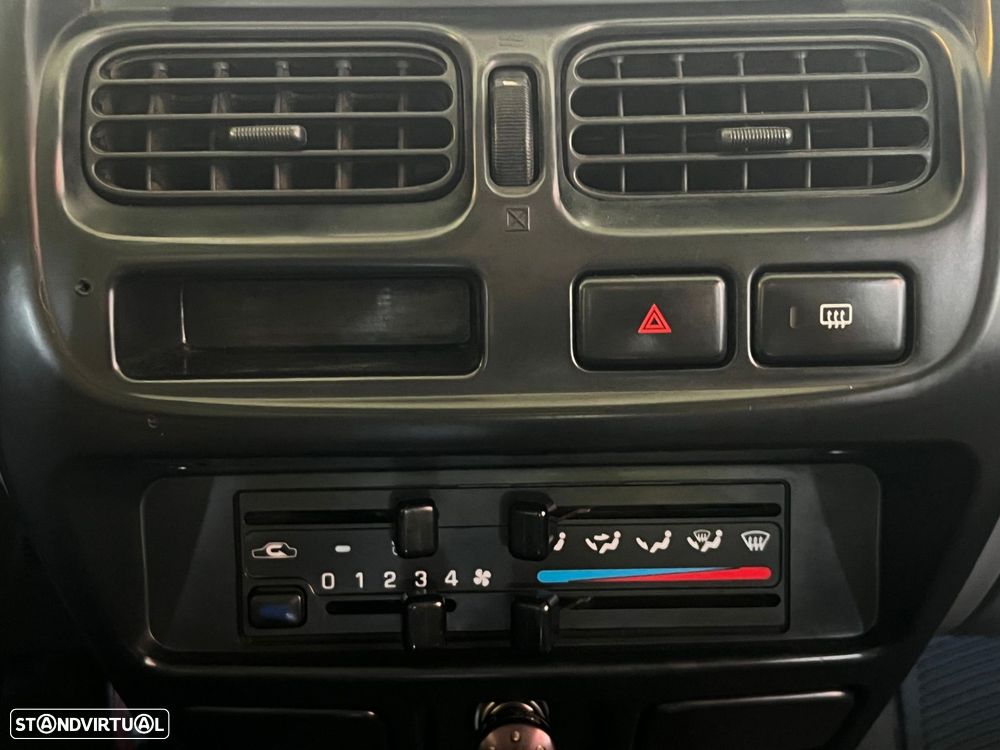 Nissan Navara - 31