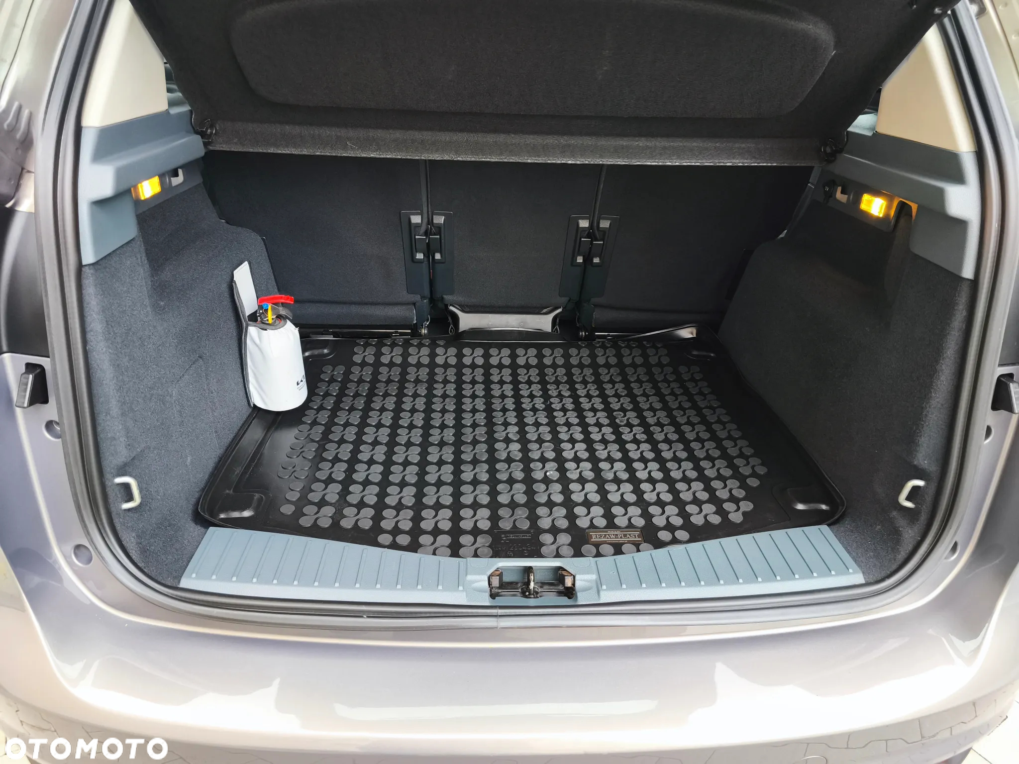 Ford C-MAX 1.6 Trend - 22