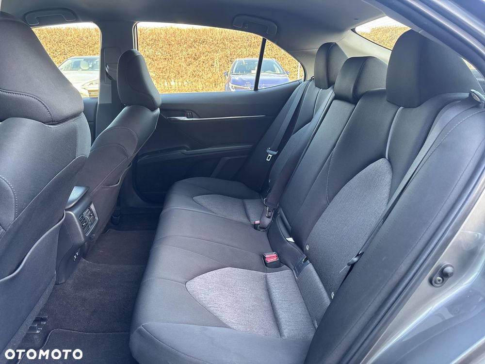 Toyota Camry 2.5 Hybrid Comfort CVT - 15