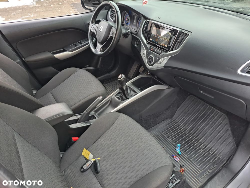 Suzuki Baleno 1.0 T Premium Plus - 9