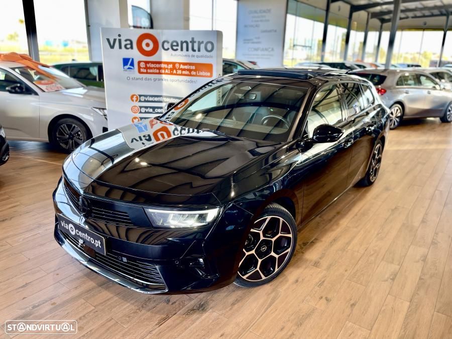 Opel Astra Sports Tourer 1.2 T GS Line - 1