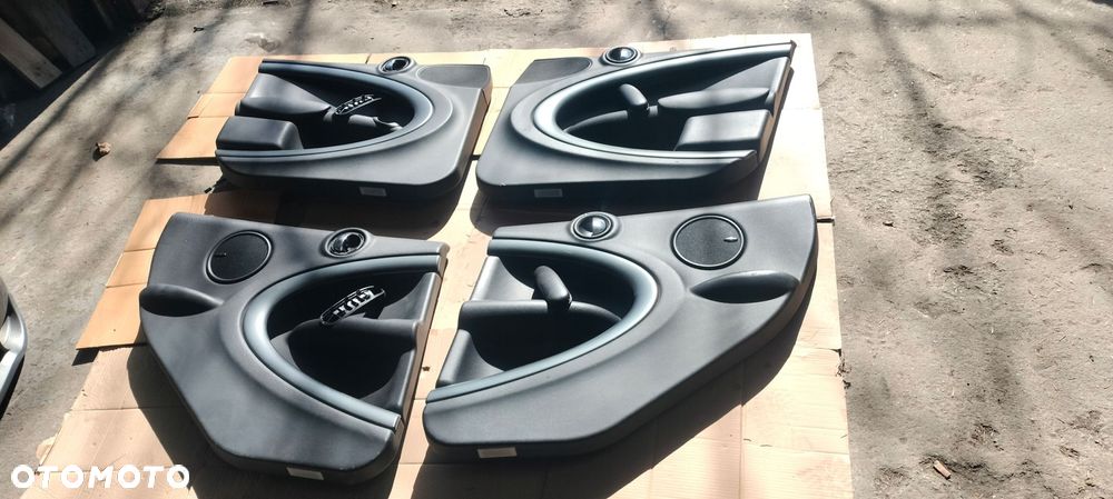 fotele środek tapicerki mini contryman r60 skóra bdb - 3