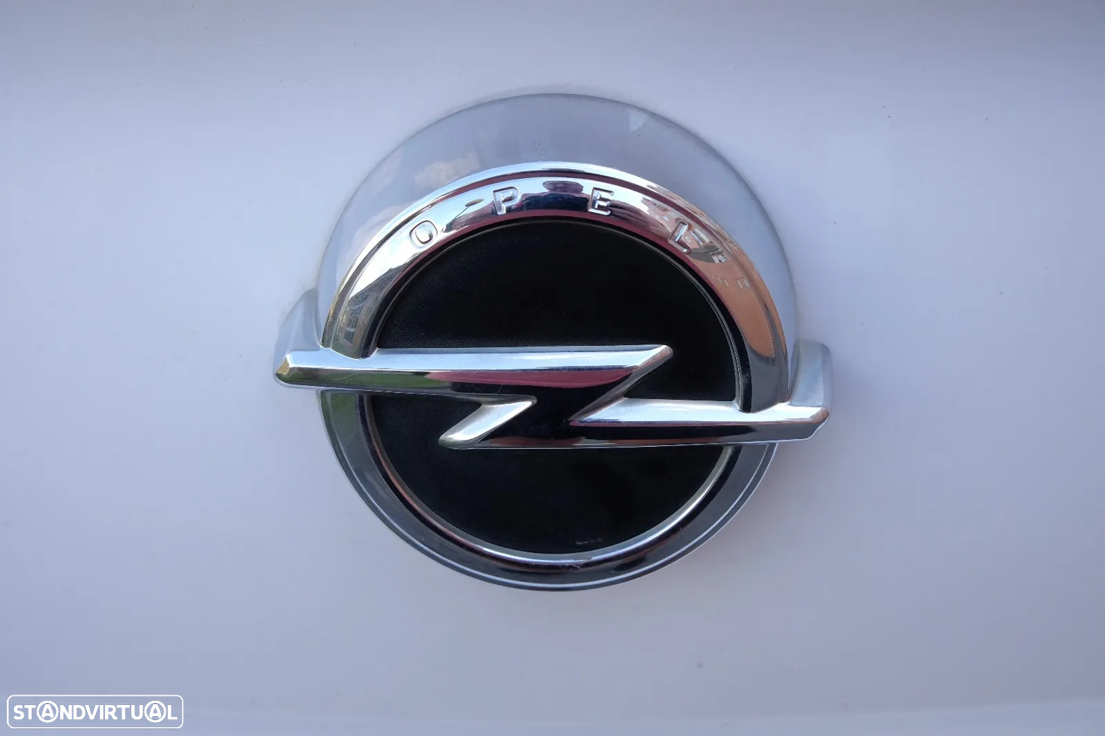 Opel Corsa 1.3 CDTi All White - 14
