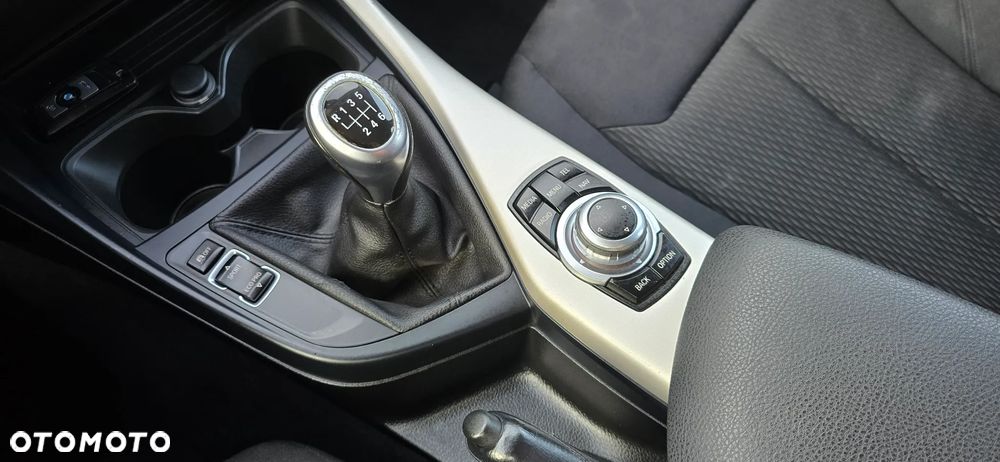 BMW Seria 1 116d DPF Edition Lifestyle - 39