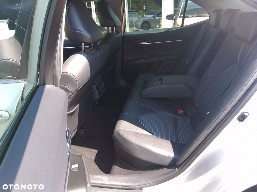 Toyota Camry 2.5 Hybrid Prestige CVT - 11