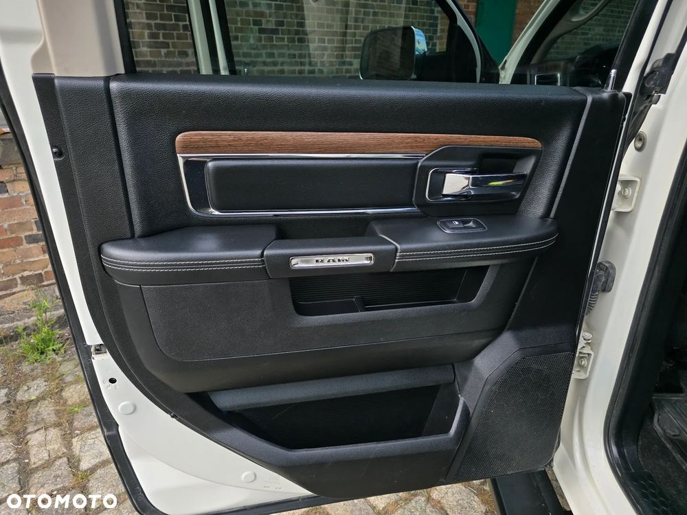 Dodge RAM - 30