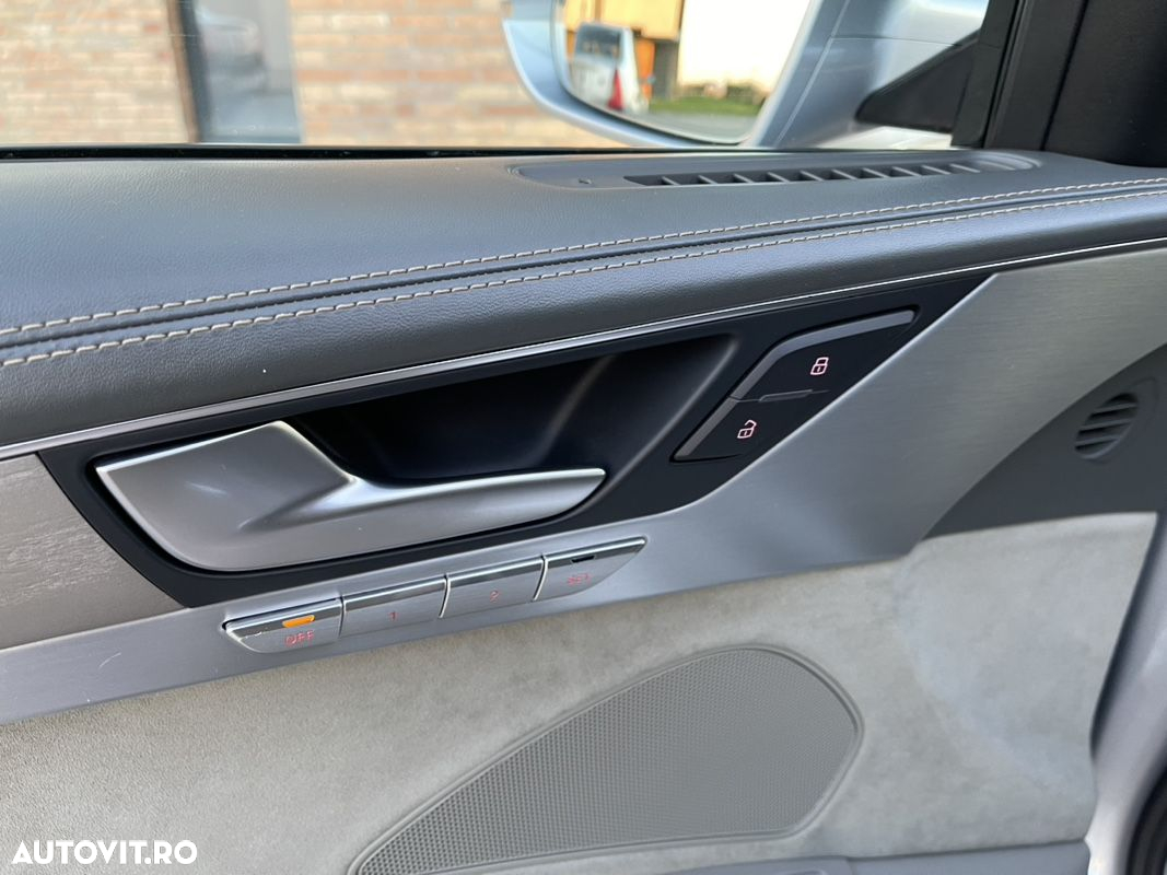 Audi A8 - 15