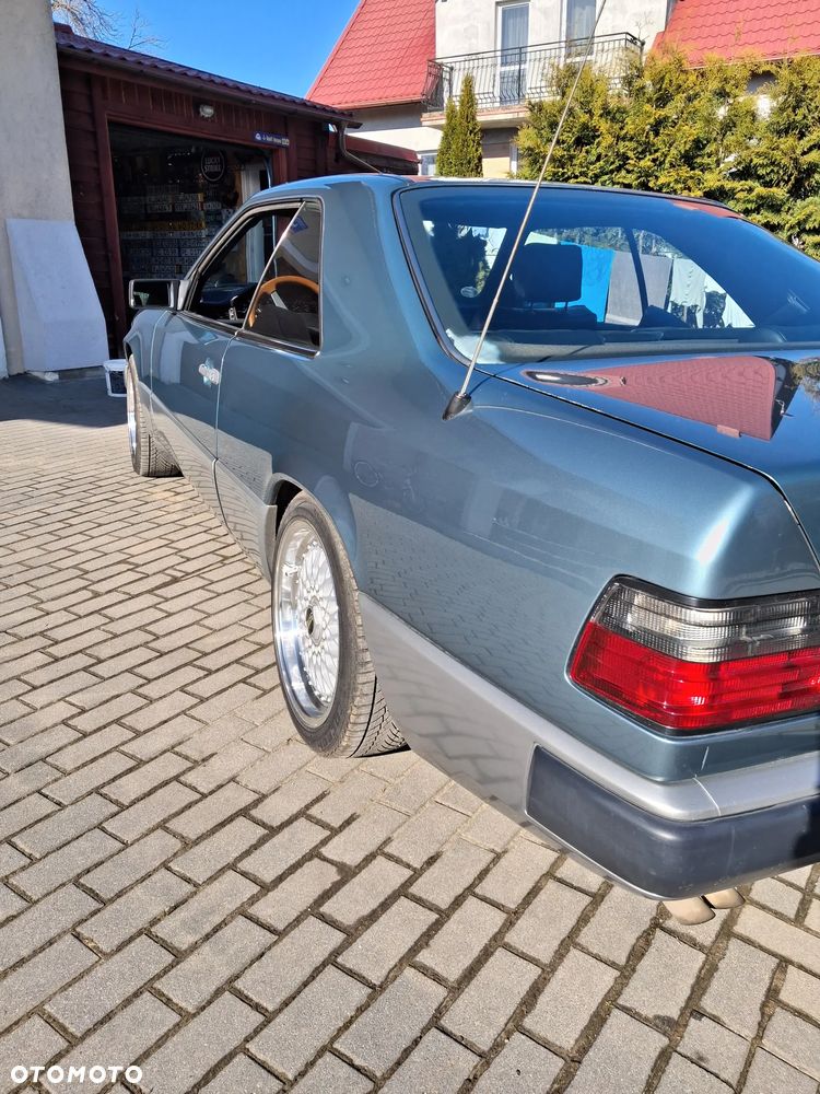 Mercedes-Benz W124 (1984-1993) - 7