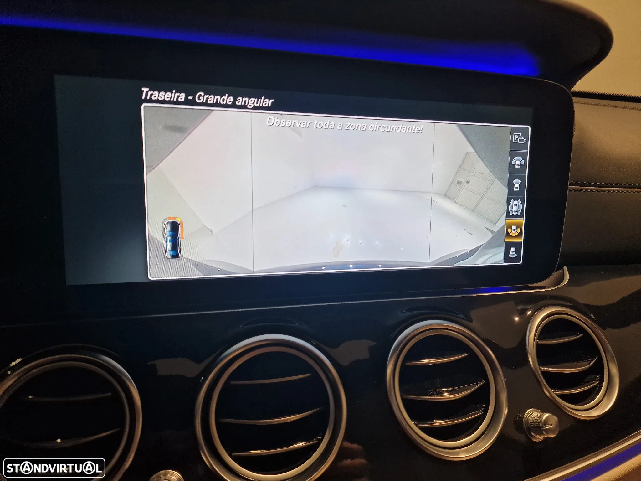 Mercedes-Benz E 43 AMG 4Matic 9G-TRONIC - 41