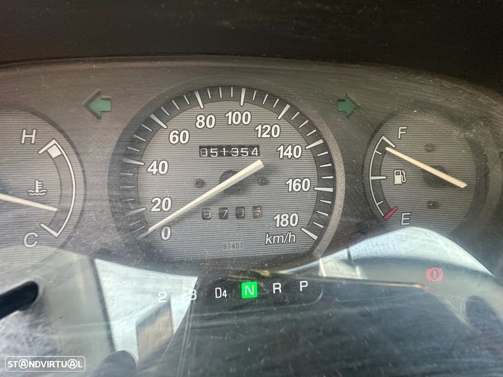 Daihatsu Sirion - 11