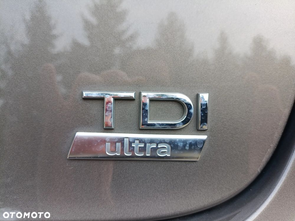 Audi A6 Avant 2.0 TDI Ultra DPF S tronic - 17