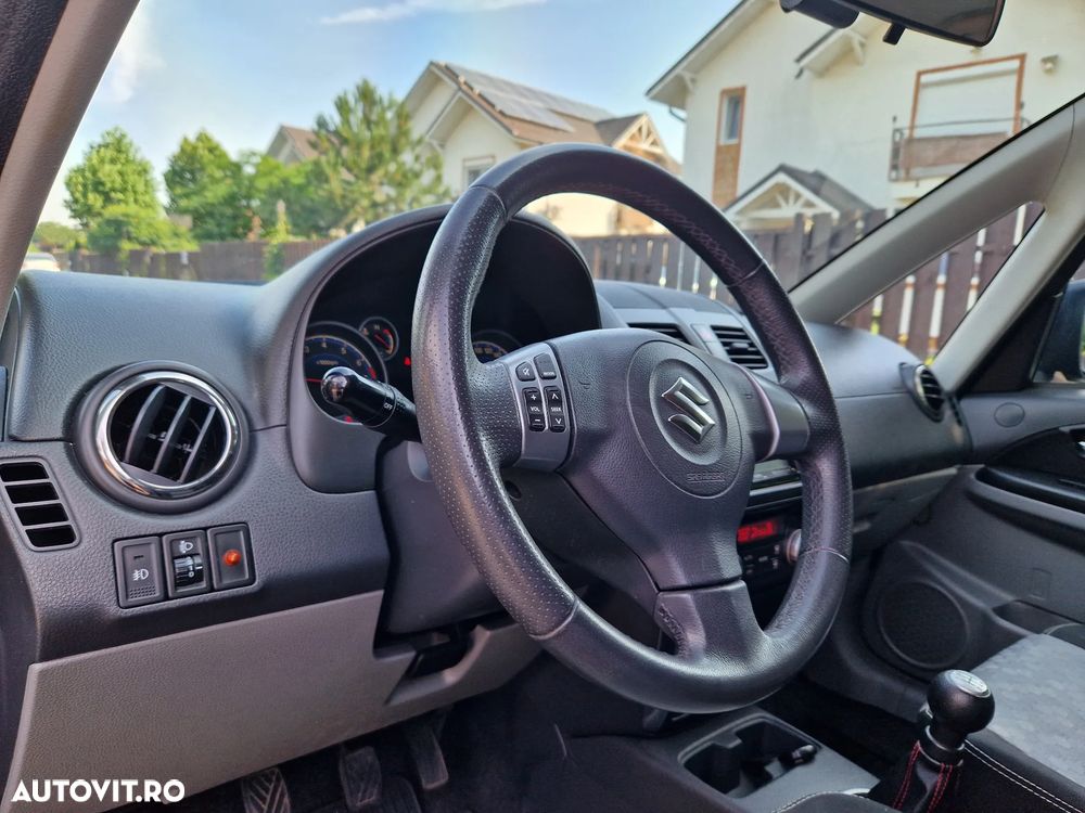Suzuki SX4 1.6 GLX 4WD - 11