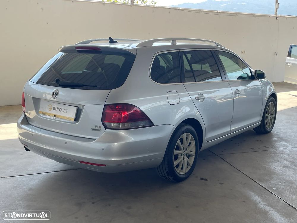 VW Golf 1.6 TDi Confortline - 5