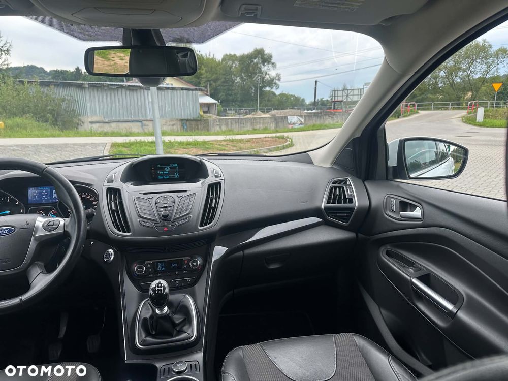 Ford Kuga 2.0 TDCi 4x4 Titanium - 21