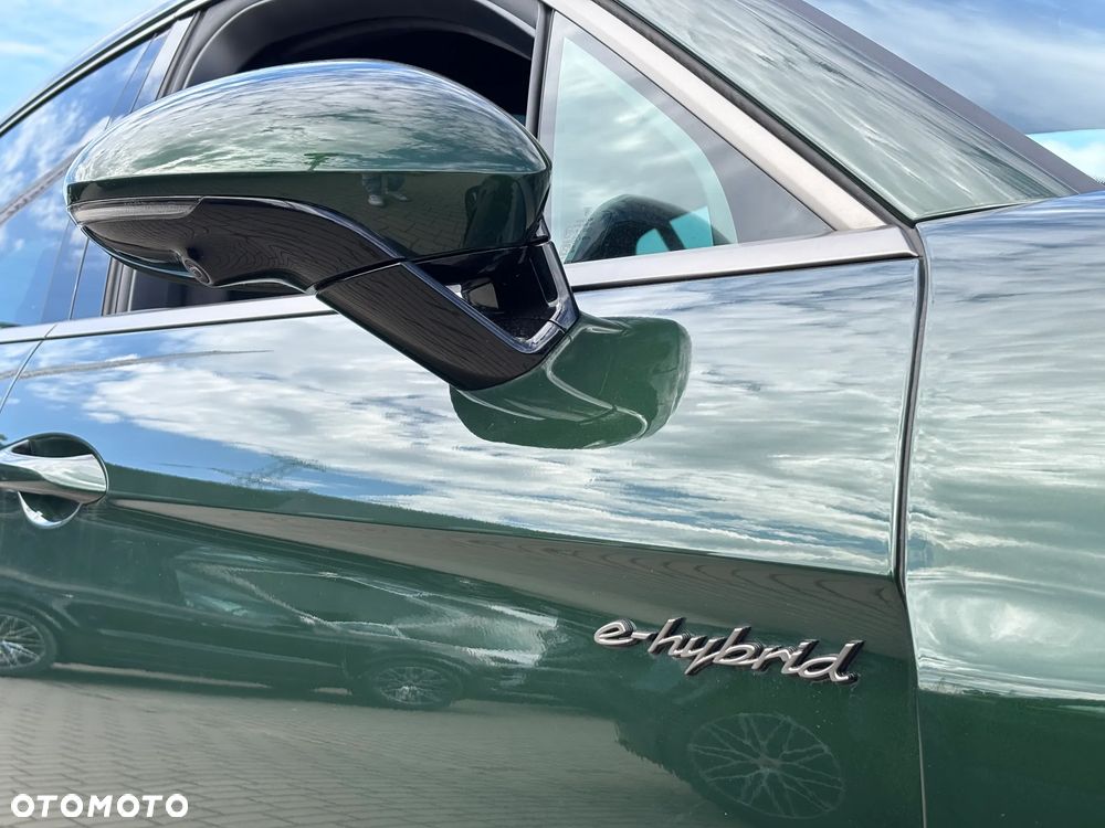 Porsche Panamera Turbo S E-Hybrid PHEV - 11