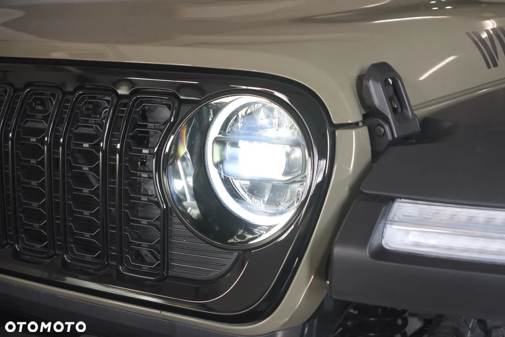 Jeep Wrangler - 6
