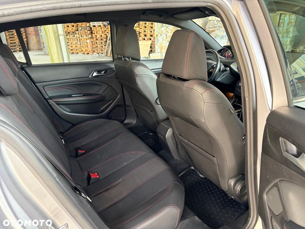 Peugeot 308 BlueHDi FAP 130 EAT8 Stop & Start GT Pack - 21