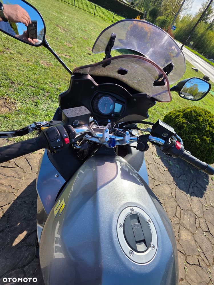 Suzuki GSX - 9