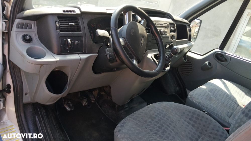 Ford Transit - 11