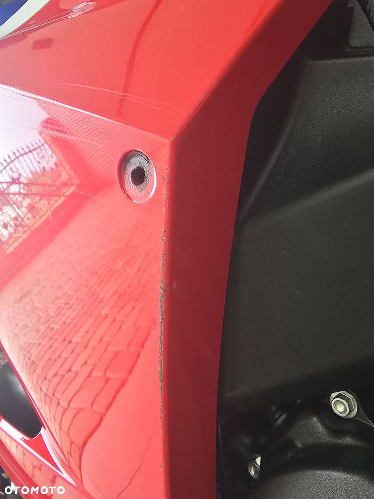 Honda CBR - 19