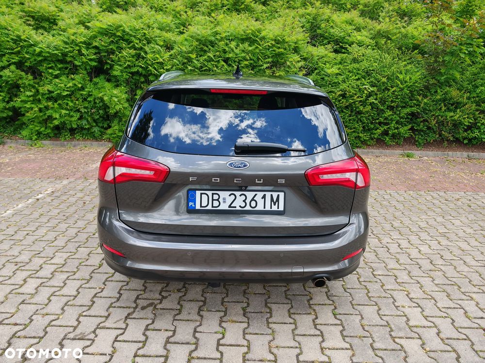 Ford Focus 1.5 EcoBoost Titanium - 6