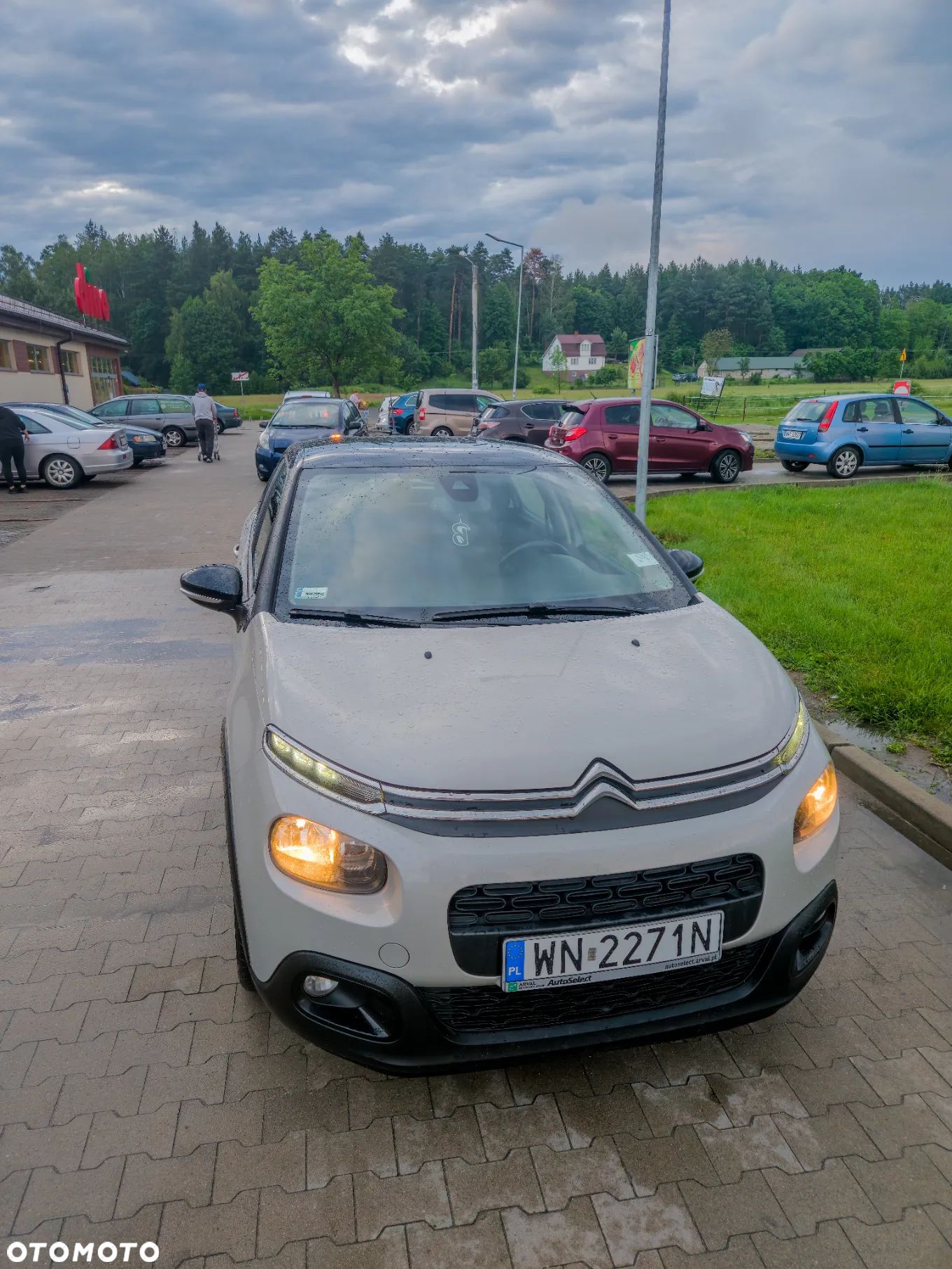 Citroën C3 1.2 PureTech GPF Shine - 1